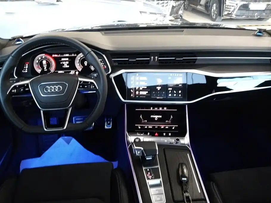 Audi A6L 2024 — фото 12