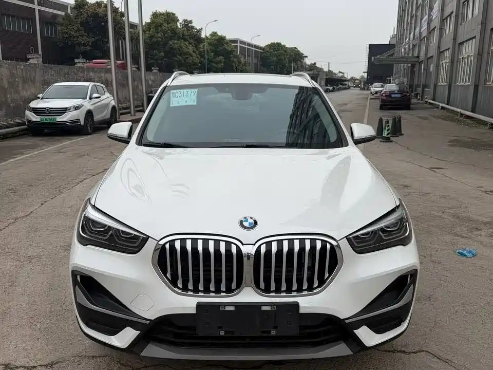 BMW X1 2020 — фото 11