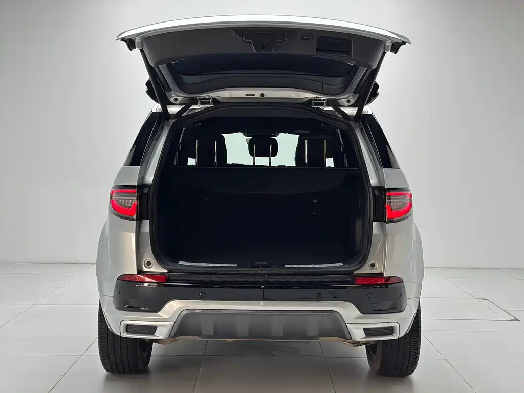 Land Rover Discovery Sport Hybrid 2022 — фото 21