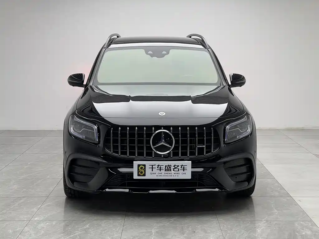 Mercedes-Benz GLB AMG 2022 — фото 2