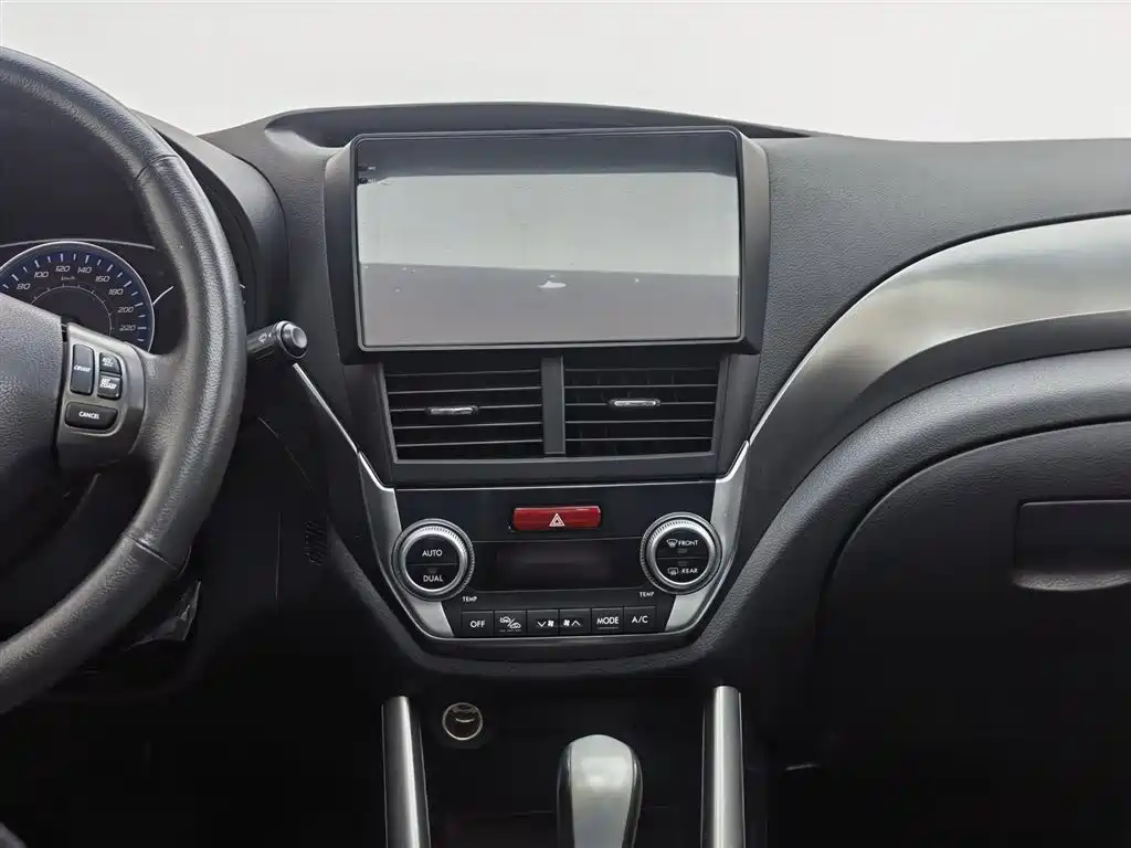 Subaru Forester 2012 — фото 12