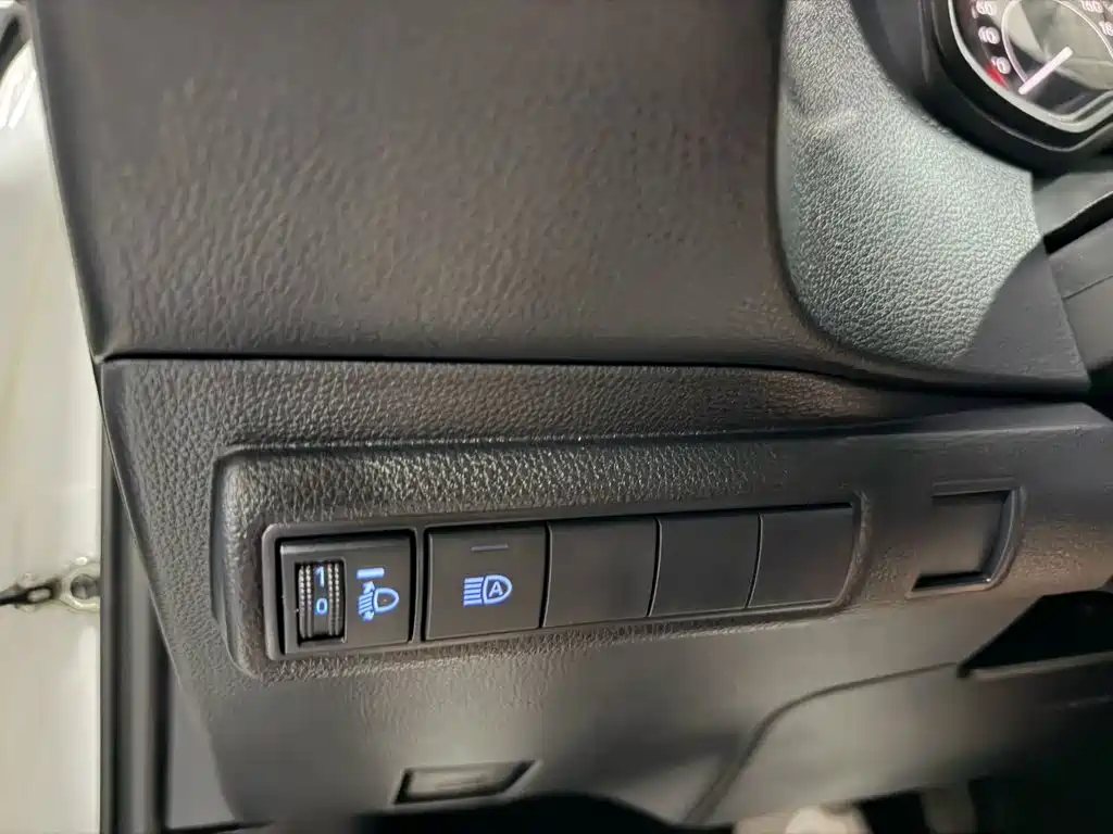 Toyota Levin 2022 — фото 12