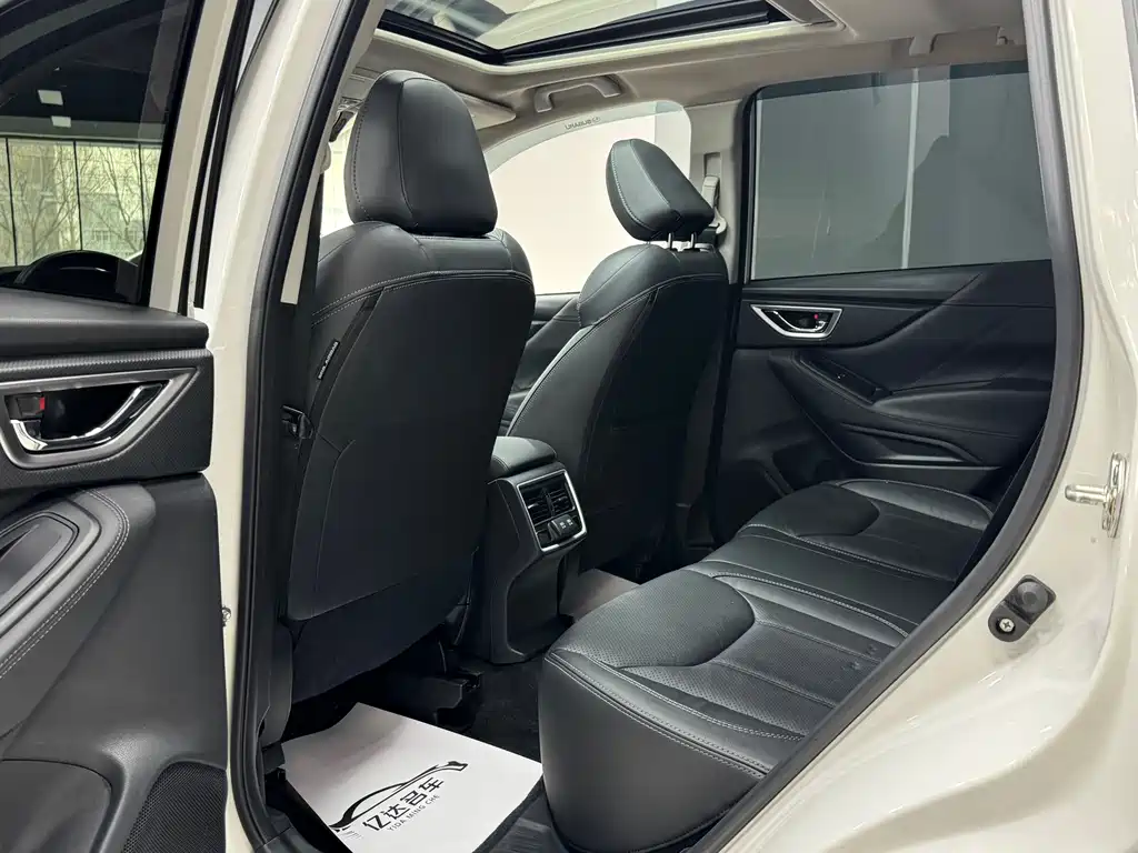 Subaru Forester 2021 — фото 5