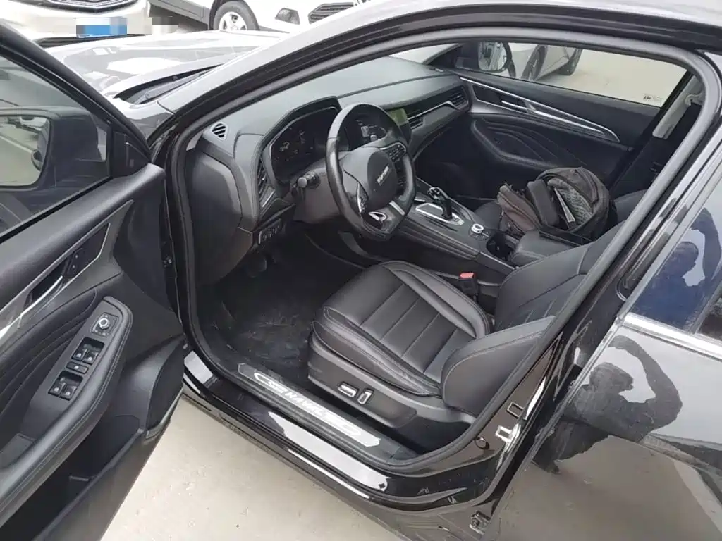 Haval F7 2020 — фото 12