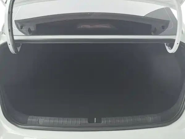 Geely Emgrand 2023
