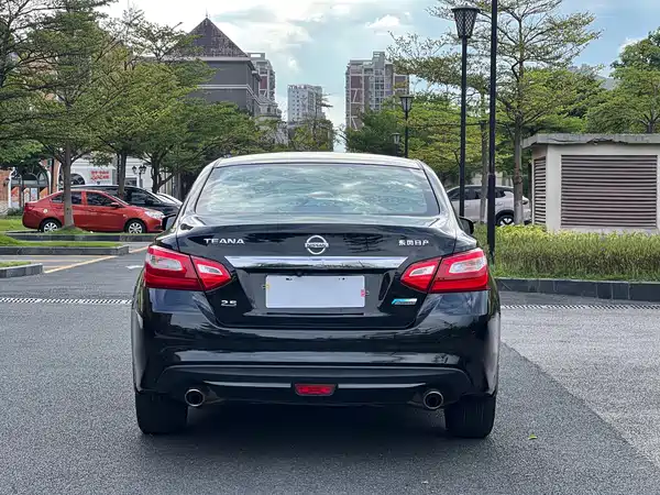 Nissan Teana 2018