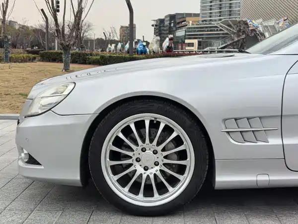 Mercedes-Benz SL-Class 2010