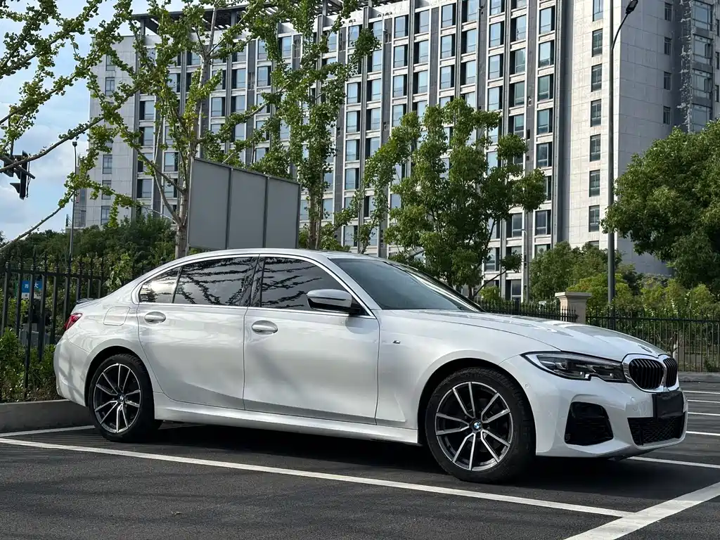 BMW 3 Series 2020
