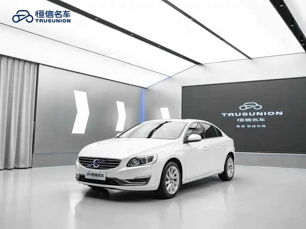 Volvo S60 2017 — фото 3