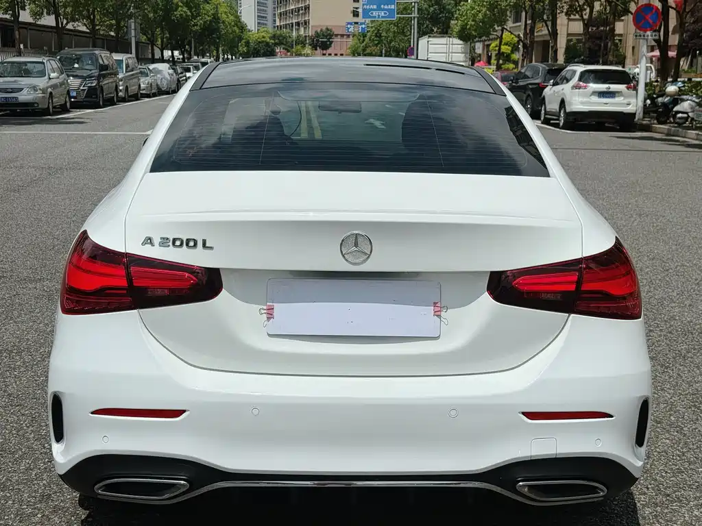 Mercedes-Benz A-Class 2023 — фото 6
