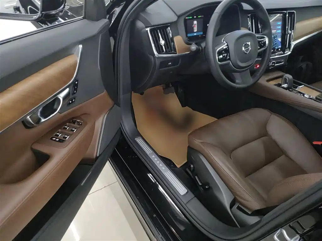 Volvo S90 2024 — фото 13