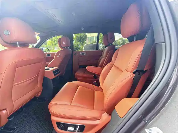 Li Auto L8 2023