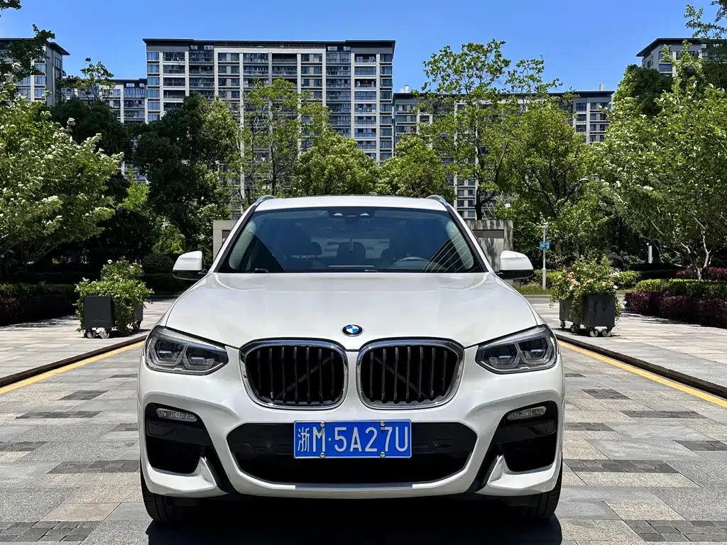 BMW X3 2018 — фото 2
