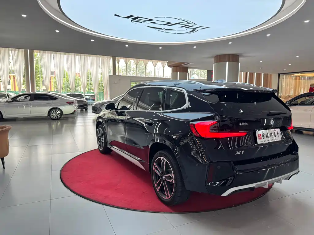 BMW X1 2025