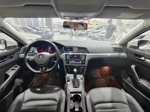 Volkswagen Lamando 2017