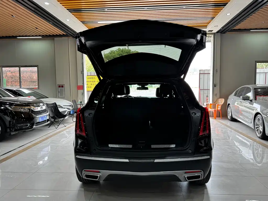 Cadillac XT5 2022 — фото 20
