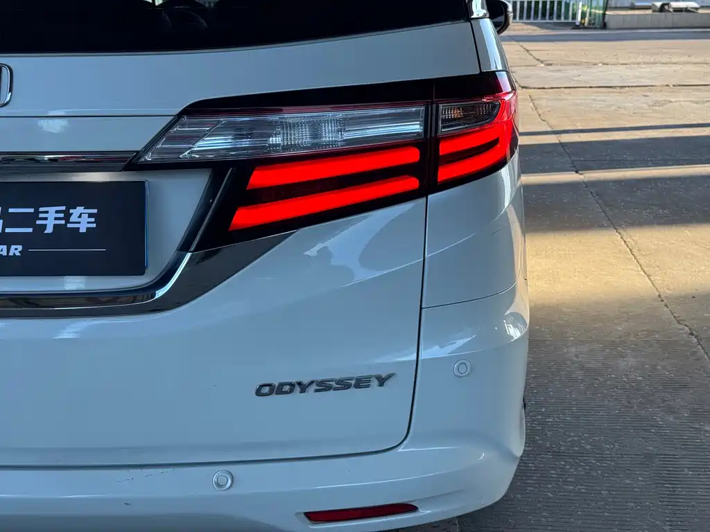 Honda Odyssey 2019 — фото 22