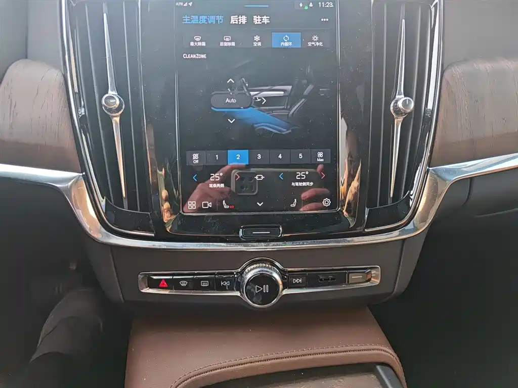 Volvo S90 2025 — фото 20
