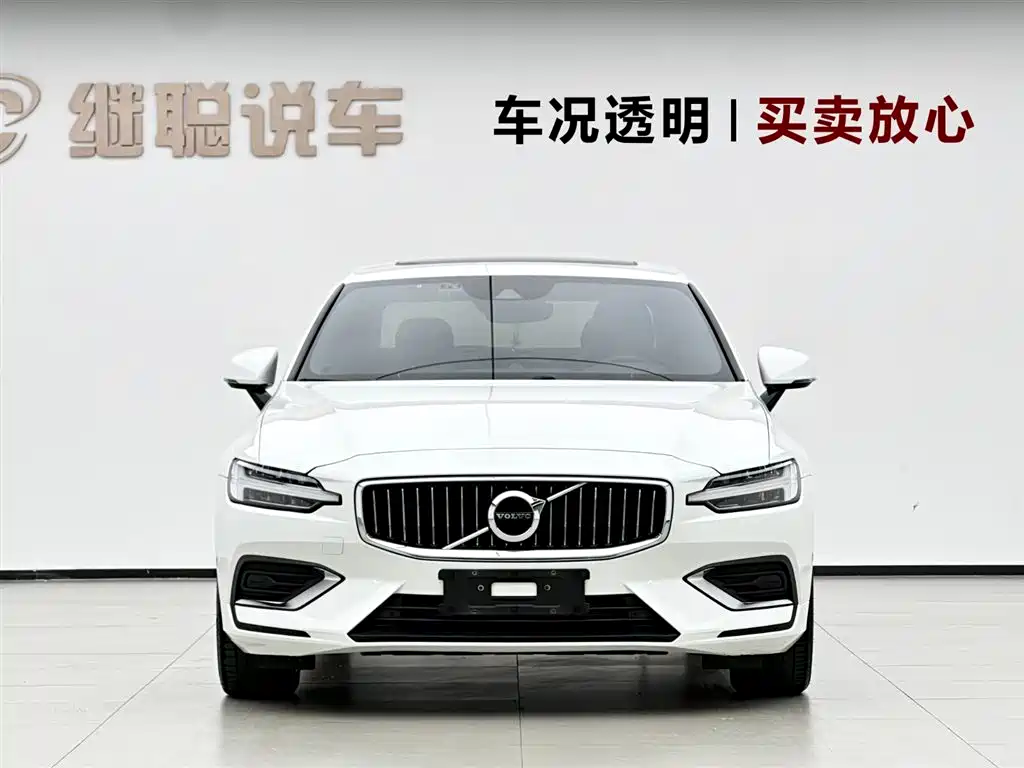 Volvo S60 2021 — фото 2