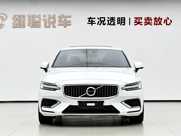 Volvo S60 2021