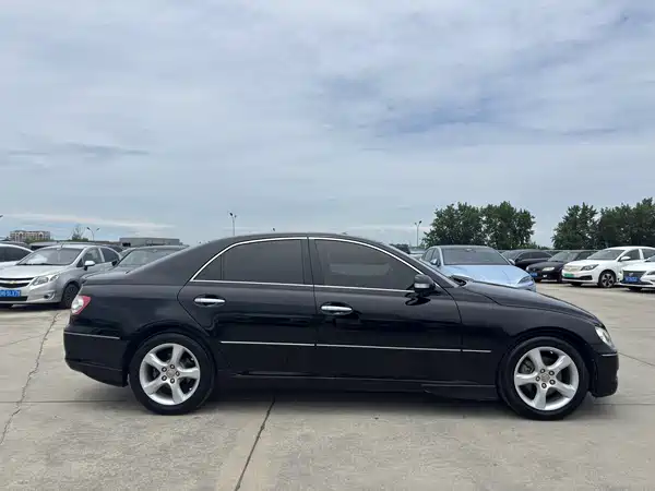 Toyota Reiz 2009