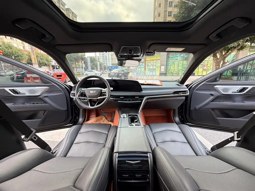 Cadillac CT6 2023 — фото 15