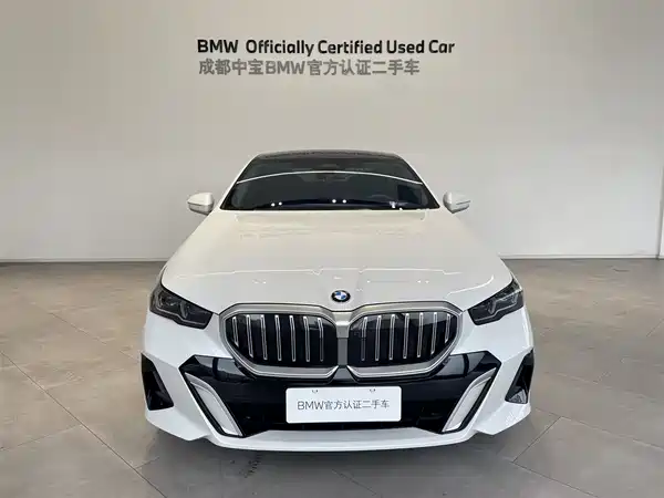 BMW 5 Series 2025