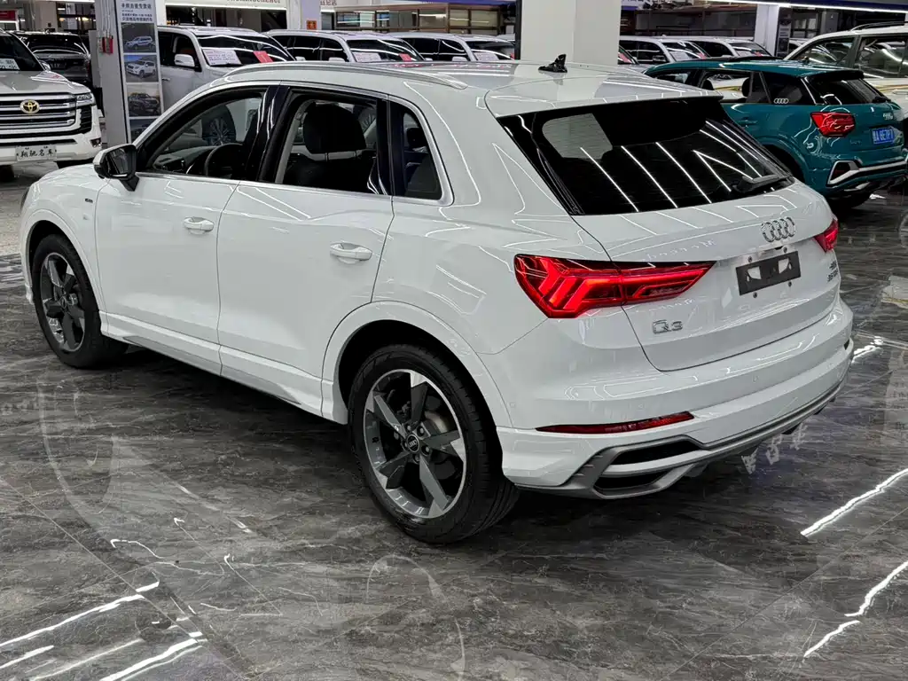 Audi Q3 2022