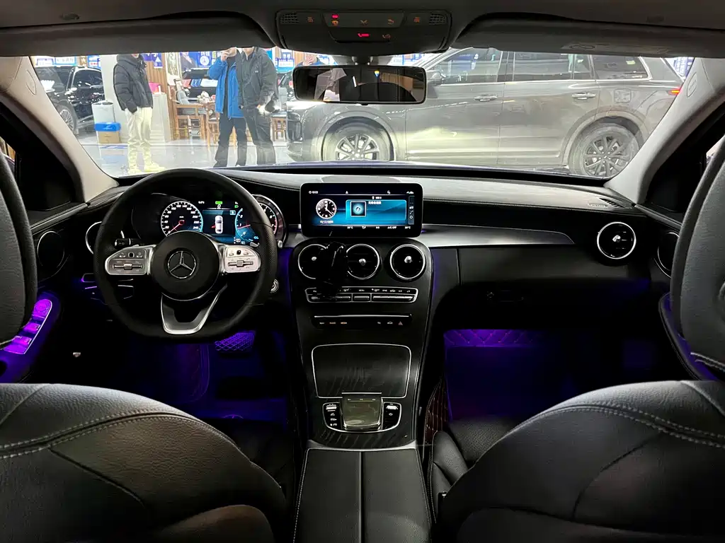 Mercedes-Benz C-Class 2020 — фото 12