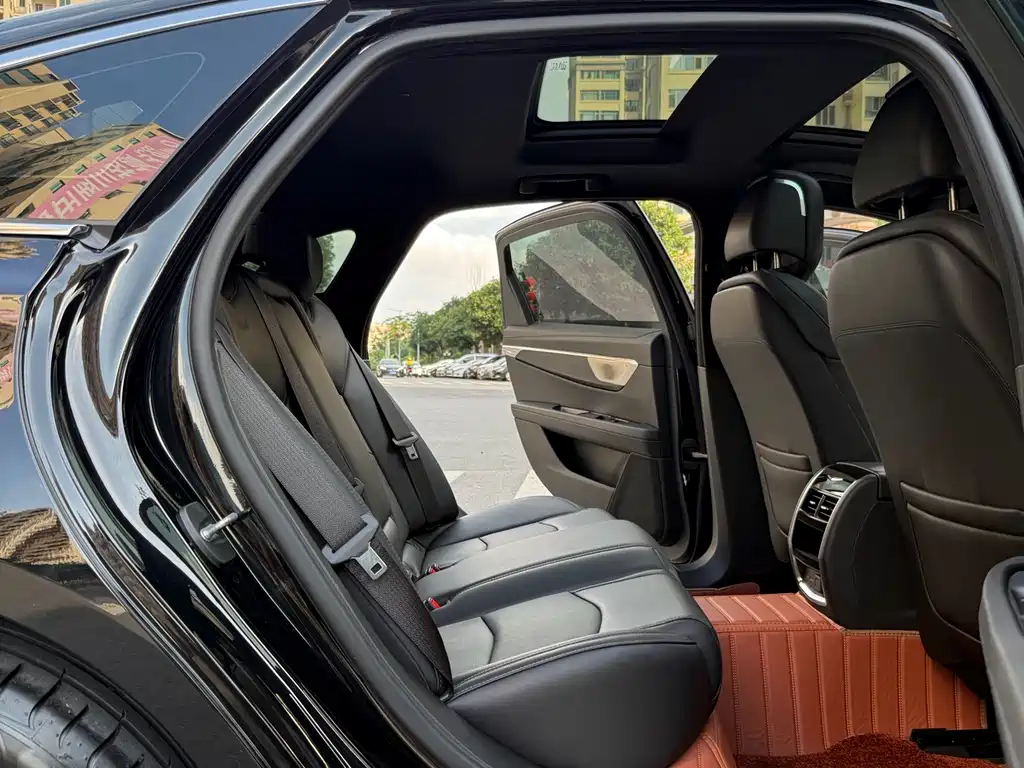 Cadillac CT6 2023 — фото 17