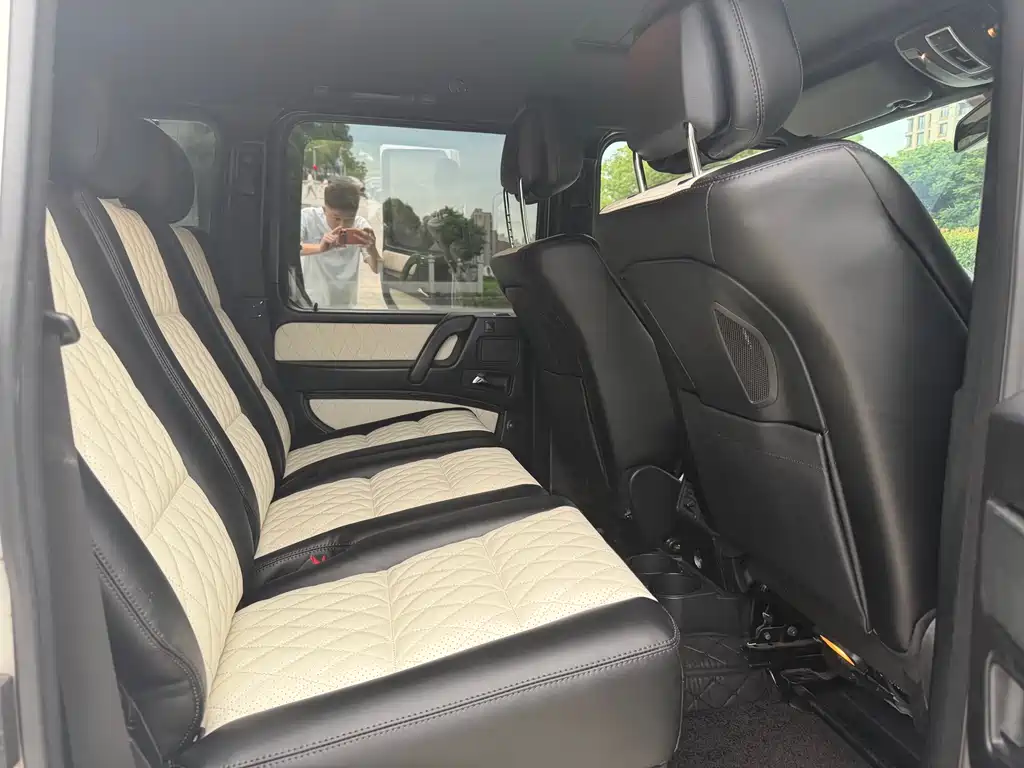Mercedes-Benz G-Class AMG 2017 — фото 10