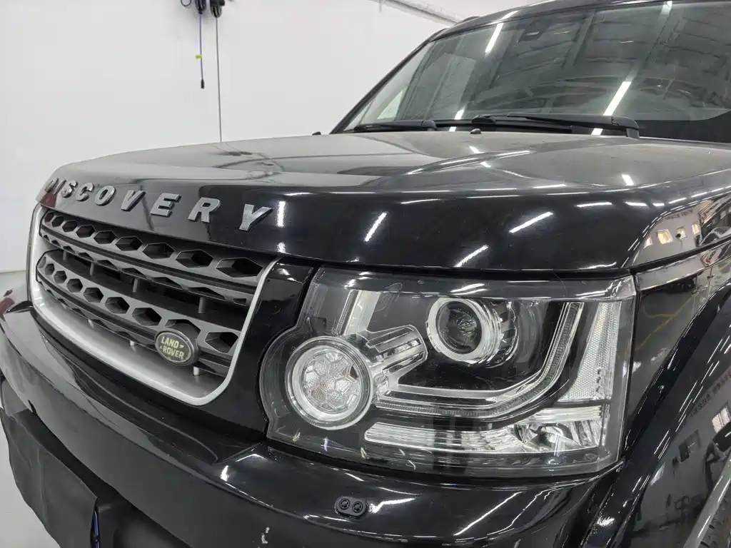 Land Rover Discovery 2010 — фото 20