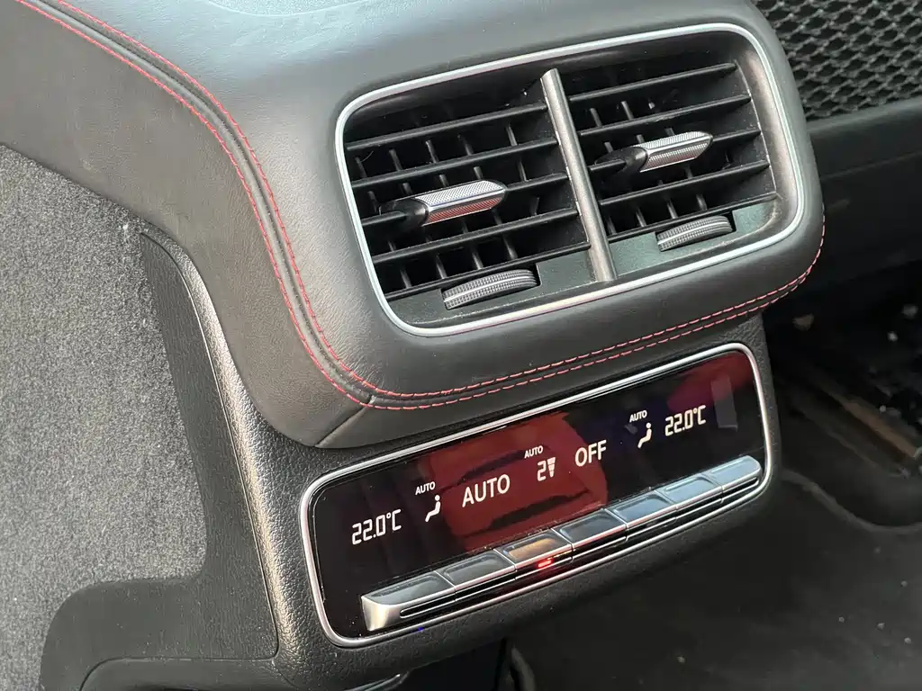 Mercedes-Benz GLE AMG 2024 — фото 16