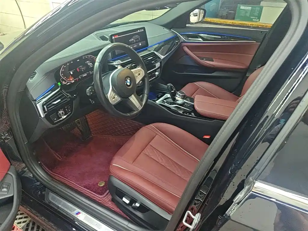 BMW 5 Series 2023 — фото 15