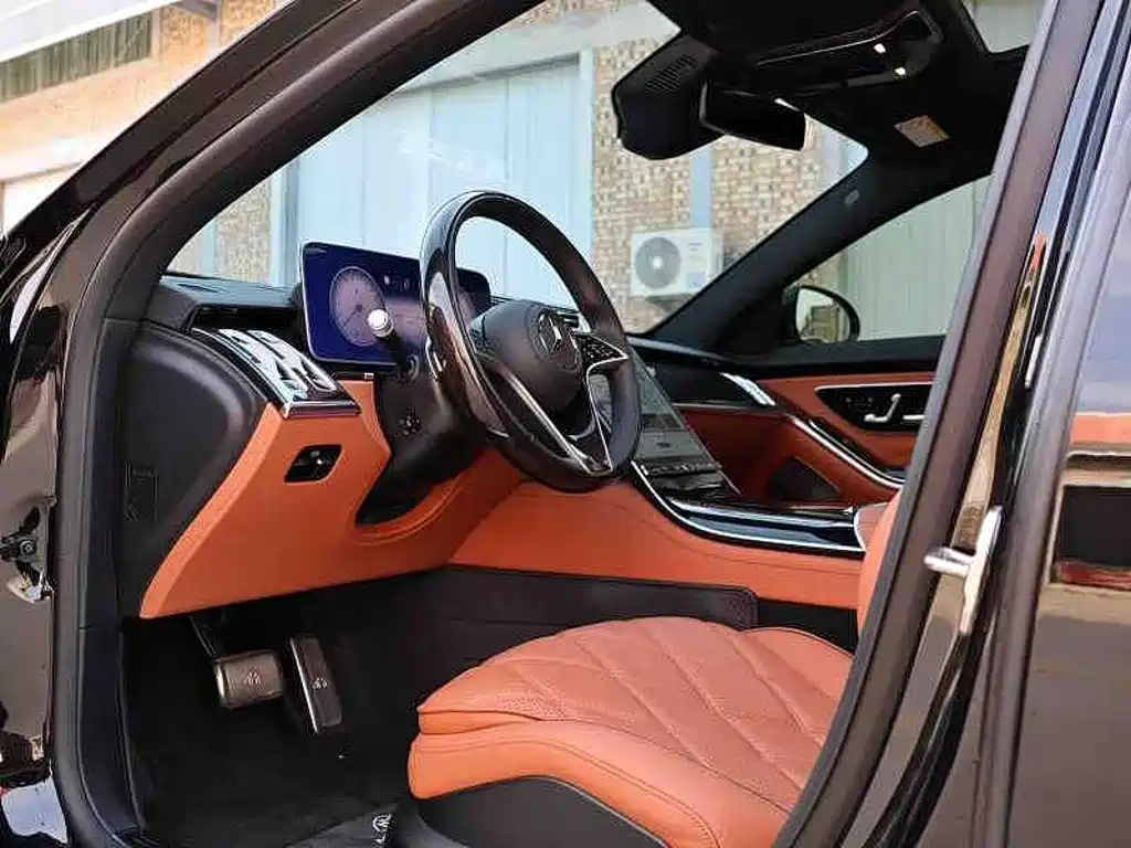 Mercedes-Benz Maybach S-Class 2025