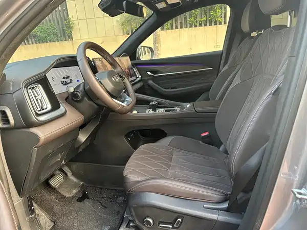 Geely Xingyue L 2025