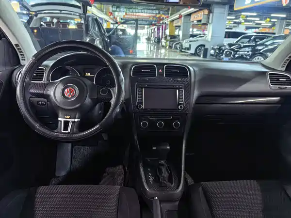 Volkswagen Golf 2010