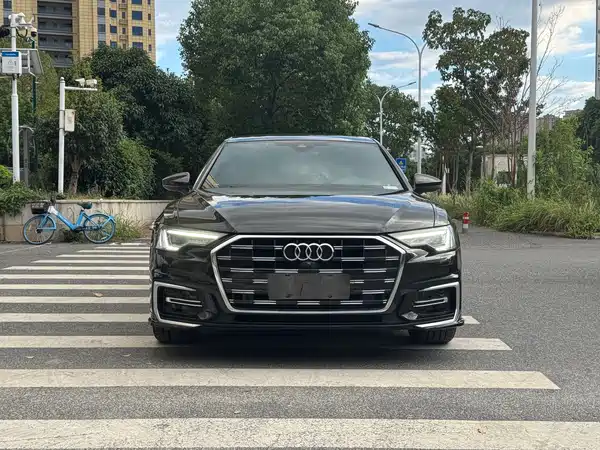 Audi A6L 2022