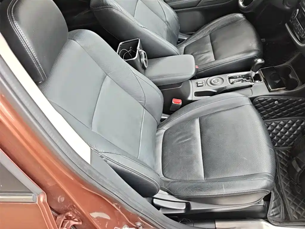 Mitsubishi Outlander 2015 — фото 25