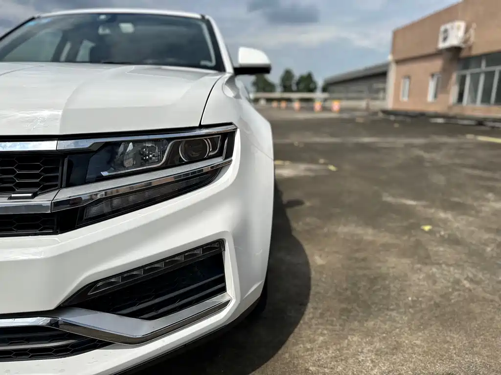 Zotye Damai X7 2017 — фото 17