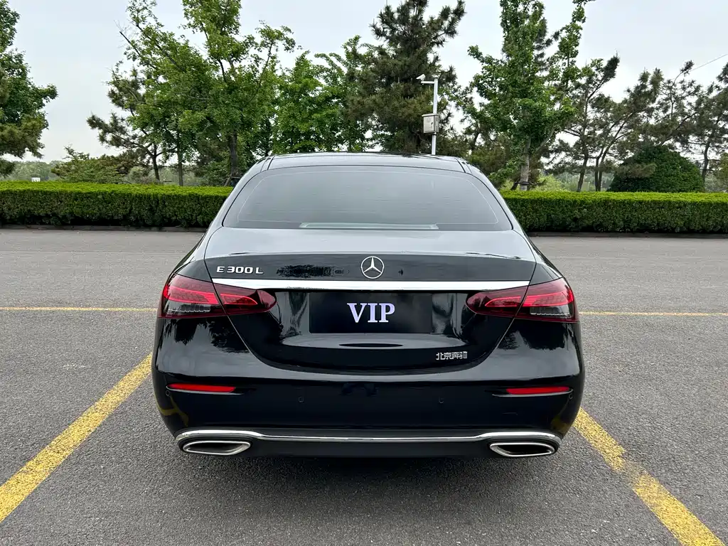 Mercedes-Benz E-Class 2021
