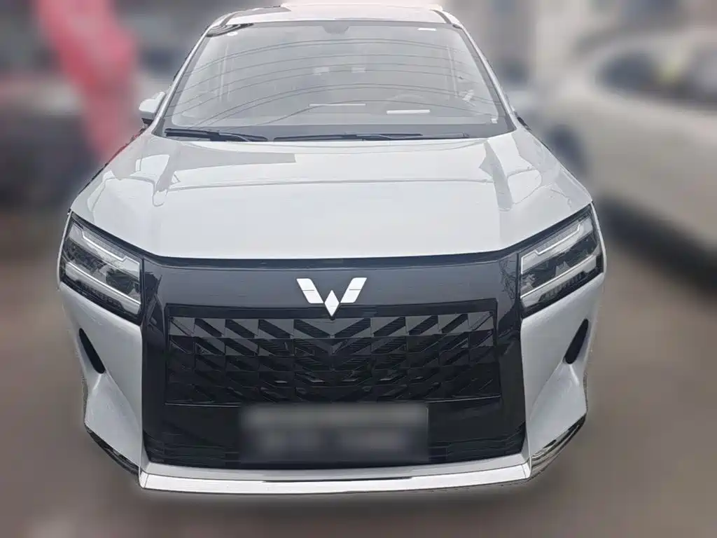 Wuling Starlight 730 EV 2025