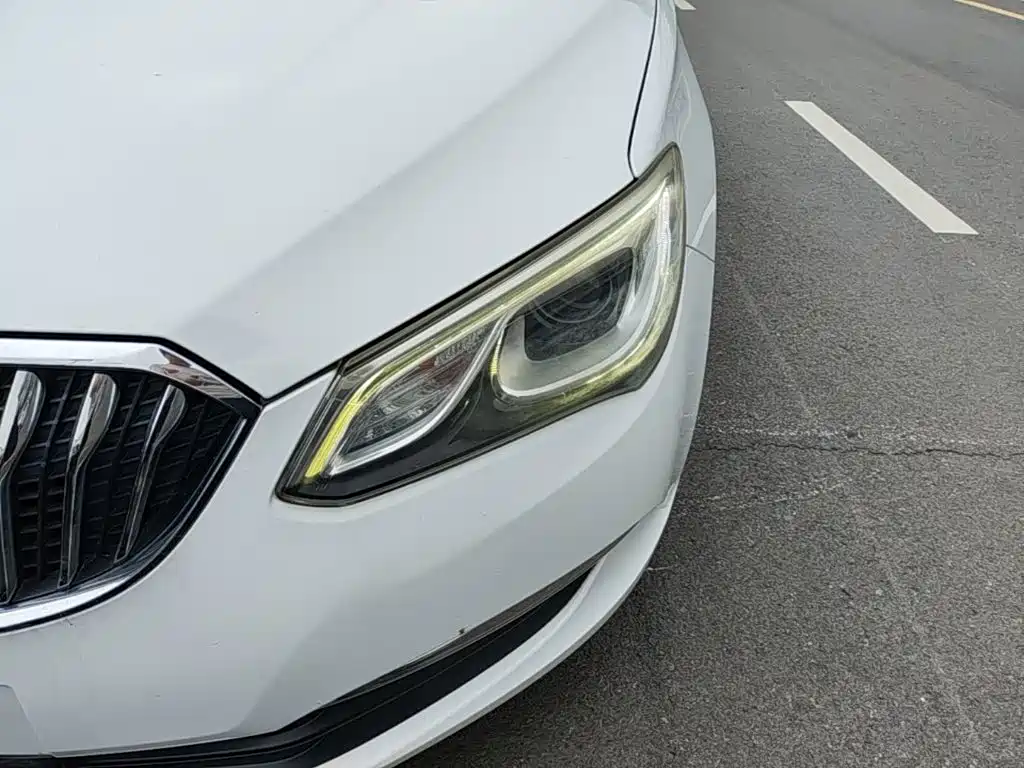 Buick Excelle 2017 — фото 24