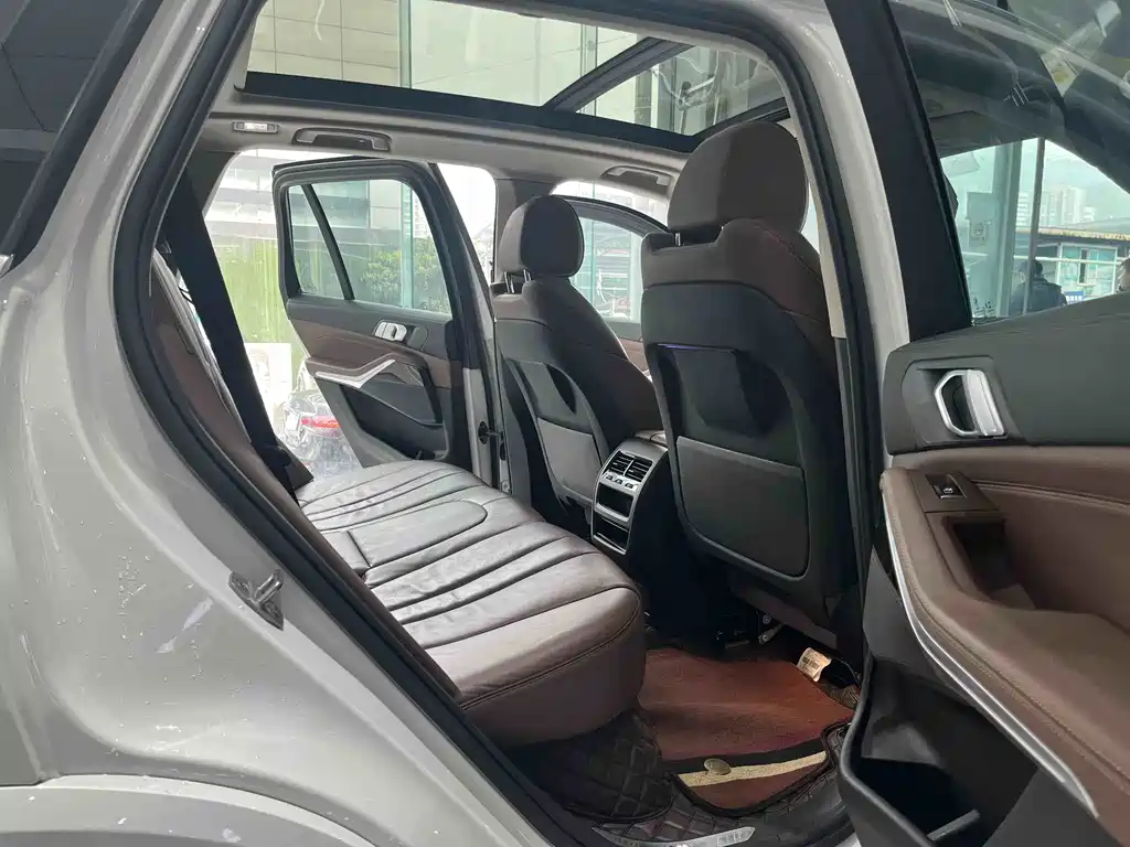 BMW X5 2020 — фото 11