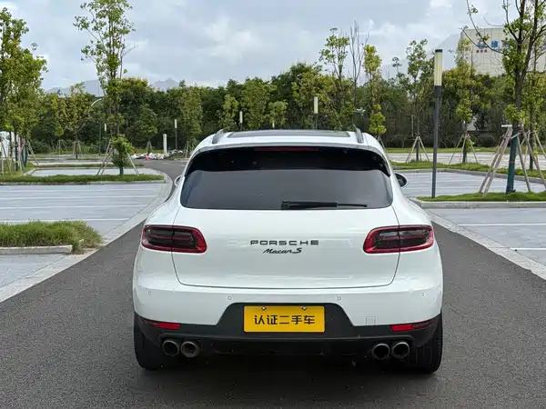 Porsche Macan 2017