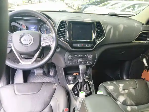 Jeep Cherokee 2019