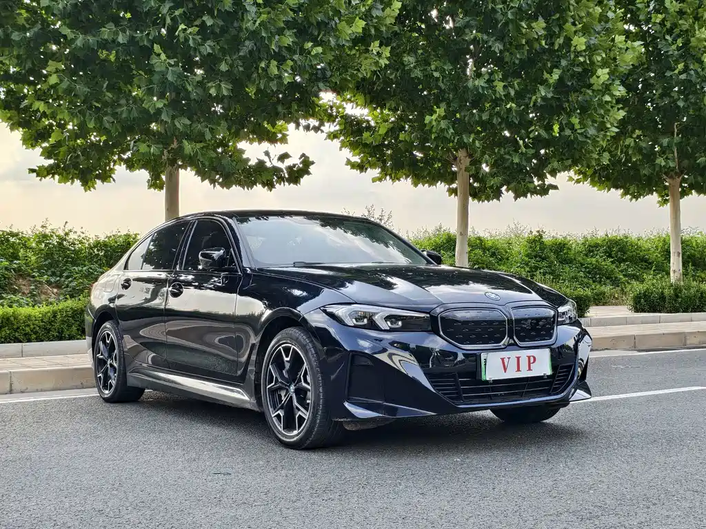 BMW i3 2024