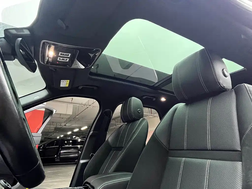 Land Rover Range Rover Velar 2019 — фото 12