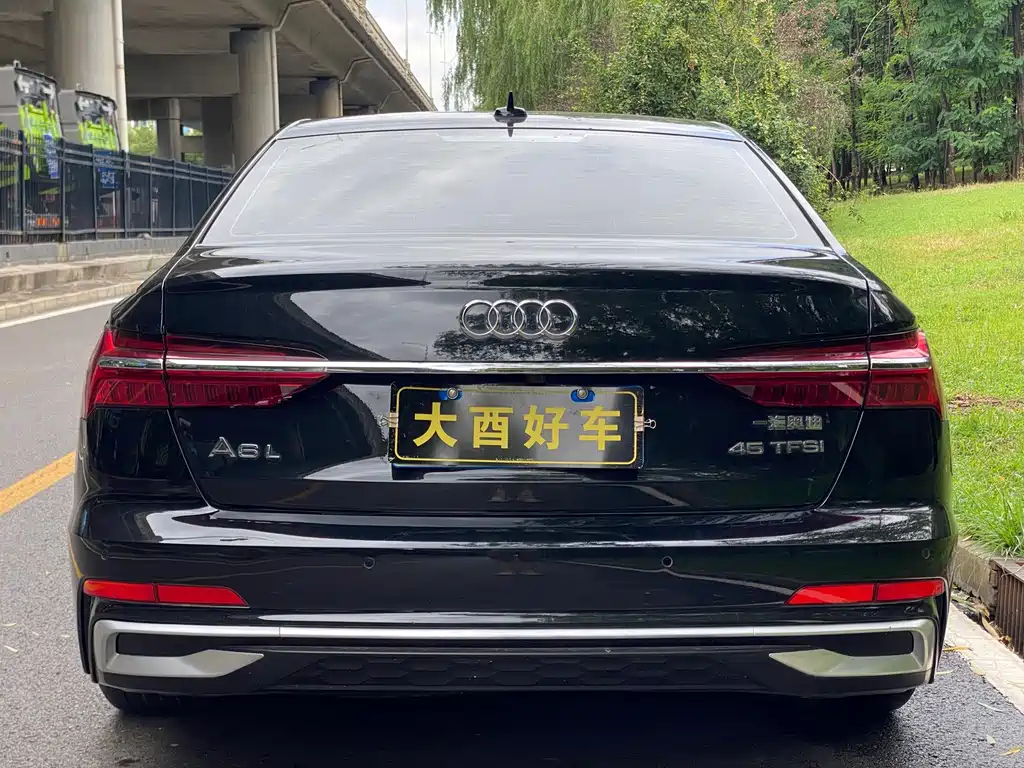 Audi A6L 2024 — фото 23