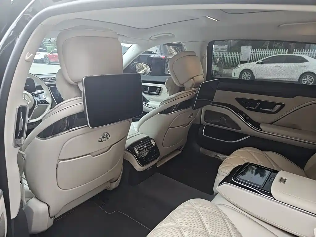 Mercedes-Benz S-Class 2022